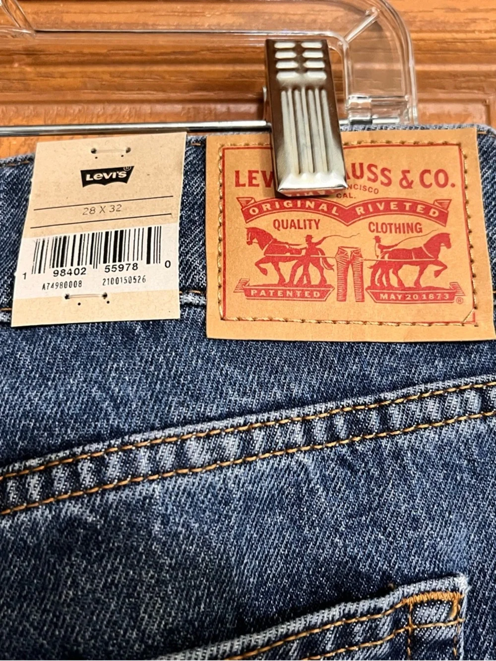 Levi's Superlow Loose Wide-Leg Jeans in Medium Blue Wash - Picture 8 of 8